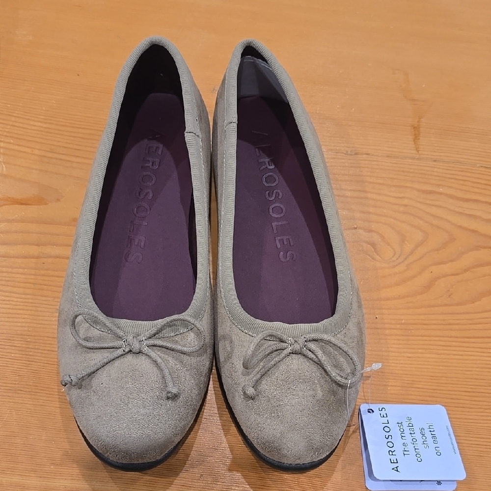 Aerosoles Women's Tan Ballet Flats